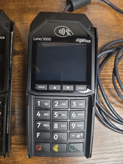Ingenico Lane/3000 Credit Card Reader, MRN30310702A, w/ connection cable AS IS