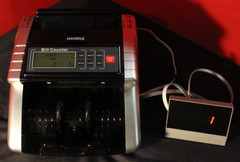 Portable Bill Counter Machine from Aneken, Model AL-1000 AO4075629