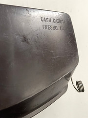 CASH CADDY Brown Plastic Money Cash Coin Waitstaff TRAY Carrier HINGE LID VTG