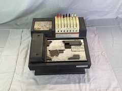 VINTAGE Antique CREDIT CARD MACHINE NewBold ADDRESSOGRAPH
