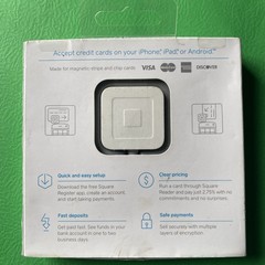 Square A-PKG-0206-01 Credit Debit Card Reader – White for Apple iPhone and…