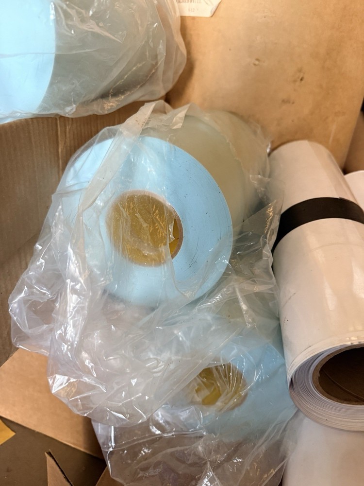 3M L1215 Custom-Mount Plus Orange Tape Roll 4.57 in (116 mm) Wide