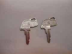 TEC Toshiba Cash Register 2 “USED” Vintage Number 2 Clerk Keys # 6201