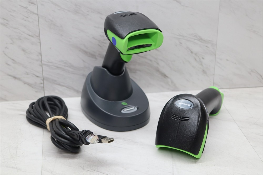2 LOT Honeywell 1902GSR-0-BF Xenon Wireless Barcode Scanner w/ CCB01 Dock & USB