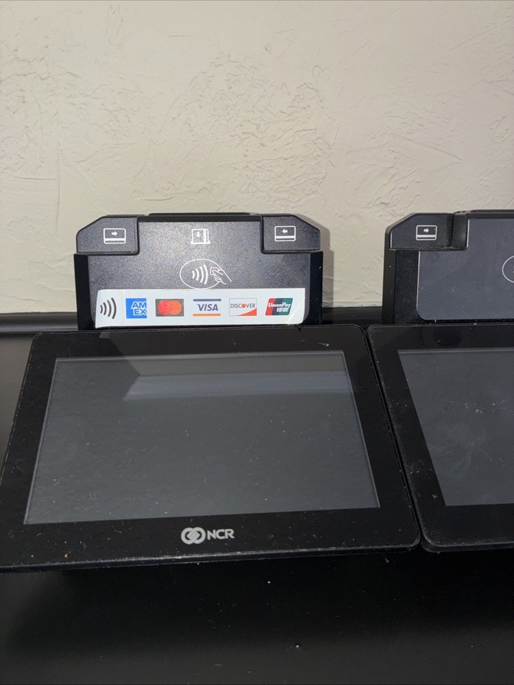 NCR Touchscreen RealPOS 5907 7″ Display & Card Reader M/N : 5907-5310-0002