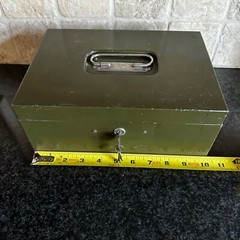 Vintage ASCO Art Steel Co Green Metal Lock Box New York USA vtg – WITH 2 KEYS