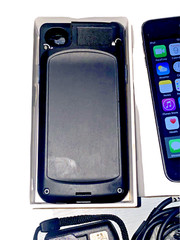 Honeywell SL22-022201-K Captuvo Sled with Apple iPod Touch 5G, Black